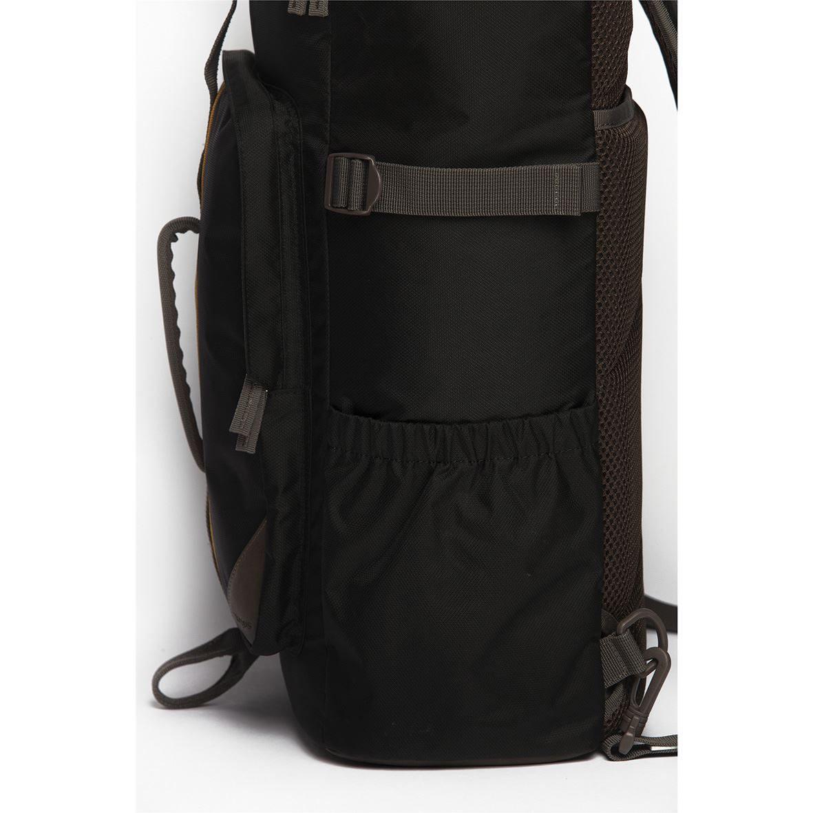 Seoul 15.6 Laptop Backpack Black